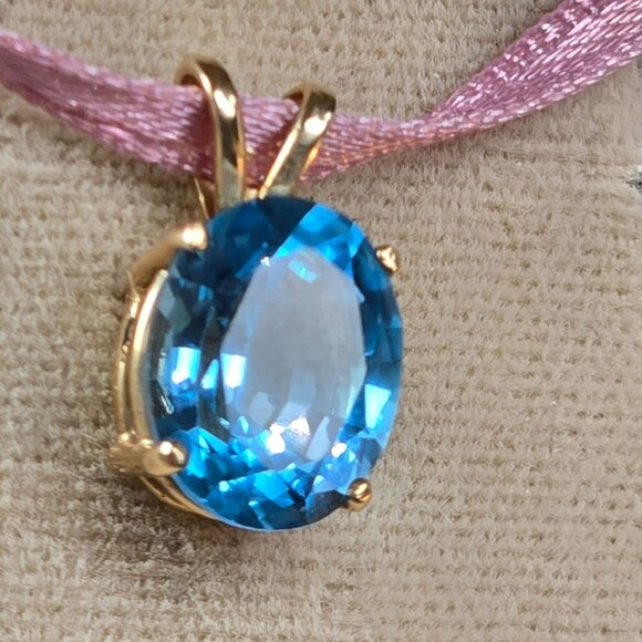 14k Gold Oval London Blue Topaz Gemstone Pendant Custom Cut JJ4155 - Picture 2 of 8